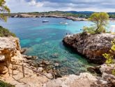 ?Cmo recorrer la isla de Ibiza y descubrir sus rincones secretos en coche?, de la mano de K10 Rent a Car