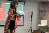 La experta en habilidades de comunicacin, Esther Nguema, expone los 8 errores ms frecuentes al hablar en pblico