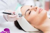 El tratamiento facial con punta de diamante que realiza Sapphira Priv Madrid Centro