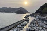 Descubrir la costa de San Sebastin a bordo del catamarn Ciudad de San Sebastin