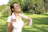 Hacer gimnasia pulmonar con AirPhysio, ideal para las personas con afecciones respiratorias