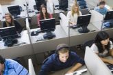 El empleo aumenta en 464.000 afiliados en lo que va de año, una de las mayores cifras en este periodo de la serie histórica