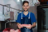 La pescadera tradicional entra en el mercado online para llevar el pescado fresco a casa