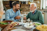 Complemento de maternidad para hombres; abrazando el cambio de rol de los padres