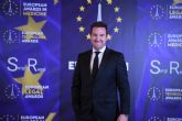 El Dr. Soler recibe el premio European Awards in Medicine 2023 en la especialidad de Traumatologa