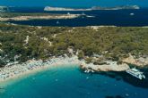 Float Your Boat Ibiza permite conocer algunas de las mejores playas de Ibiza