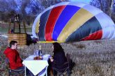 Aventureros de todas las edades pueden realizar un viaje en globo en primera clase de la mano de Viajar en globo