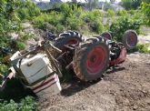 Fallece un tractorista en un accidente en Cieza