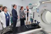 La ministra de Sanidad visita los equipos de alta tecnologa del Hospital Miguel Servet