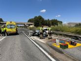 Fallece el conductor de un turismo al chocar contra un camin en Jumilla