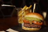 New York Crush ofrece hamburguesas artesanales con carne madurada natural en Understreet Market, La Latina