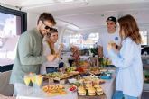 Sondevela ofrece una experiencia gastronómica inolvidable de brunch en Barcelona, a bordo de su catamarán de lujo