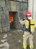 Incendio en nave industrial, polígono SAPRELORCA, Lorca