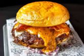 Smash Club, el nuevo restaurante de smash burgers de Briochef se convierte en tendencia para este 5 de octubre