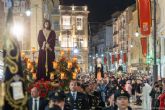Los traslados penitenciales de las Cofradías Marraja y California congregan a multitud de personas a su paso por el centro de la ciudad Los traslados penitenciales de las Cofradías Marraja y California congregan a multitud de personas a su paso por el centro de la ciudad