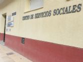 Más de 800 personas solicitan en el ayuntamiento un documento para regularizar su residencia en España Más de 800 personas solicitan en el ayuntamiento un documento para regularizar su residencia en España