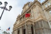 El Palacio Consistorial enarbola la bandera cantonal en el 150 aniversario del Levantamiento