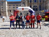 Los bomberos de 'Mi Camino Solidario Non Stop' llegan a Santiago de Compostela