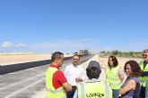 El alcalde en funciones visita los trabajos de asfaltado y la fase final de las obras de acondicionamiento y mejora de la carretera RM-C9