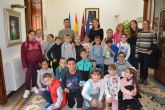 El alumnado del colegio Nuestra Señora de los Dolores visita el Ayuntamiento de guilas