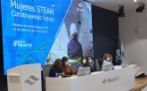 Navantia traslada a las jvenes estudiantes su experiencia con las profesiones STEAM