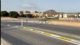 Carreteras instalar un semforo y una acera que facilitarn el acceso peatonal al hospital de Santa Luca