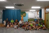 Entrega de diplomas a los niños y niñas de la Escuela Municipal de Verano