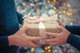 Los regalos del Amigo Invisible, padres y suegros, los que ms se revenden en Navidad