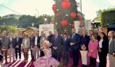 El rbol de Navidad de la plaza Circular de Murcia, asegurado con Gesa