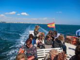 Casi 300 mujeres participan en una ruta guiada por el Mar Menor para conocer los valores ambientales de la laguna