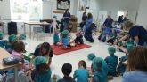 Ribera Hospital de Molina transforma las aulas escolares en quirfanos por un da a travs de 'Operacin cole'