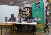 Cristina Selva y Antonio Marcelo Beltrn han presentado su libro  'Crudos, Sucios y Sangrientos'