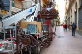 El Ayuntamiento de Sevilla sustituye las 'farolas de carretera' del casco histrico por 804 fanal del tipo fernandinas en 68 calles hispalense