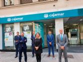 Cajamar abre sus primeras oficinas en Lugo y Vitoria