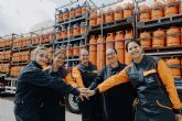 Repsol y Cruz Roja forman a mujeres en riesgo de vulnerabilidad para capacitarlas en el ámbito industrial