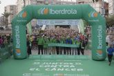 La marea verde contra el cáncer invade las calles de Murcia