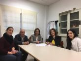 Tres jvenes en paro, contratadas con ayudas de la Comunidad en un punto de encuentro familiar para casos de violencia de gnero