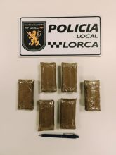 La Polica Local detiene a dos jvenes por un delito contra la salud pblica en Lorca