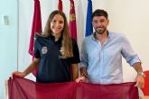 El concejal de Deportes recibe a la nadadora Alba Rubio, en los días previos a disputar en Eslovenia el Olímpico de la Juventud Europea