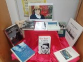 La Biblioteca Municipal 'Mateo Garca' realiza un homenaje en memoria de la escritora Rosa Regs, fallecida ayer