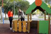El Ayuntamiento invertirá 250.000 euros en renovar los juegos de doce jardines