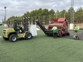 Comienzan las obras de sustitución del césped artificial en los dos campos de fútbol de la Ciudad Deportiva