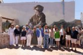 Los Díaz, Los Corteses y Los Roses comienzan sus Fiestas de San Juan inaugurando el Rincón del Aljibe y el nuevo mural de cerámica