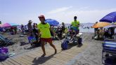 Servicio gratuito de bano asistido en seis playas de Los Alczares