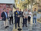 El Ayuntamiento de Murcia impulsa el comercio local con la feria 'Murcia está de moda' en el Paseo Alfonso X