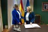 La presidenta de la Asamblea Regional de Murcia visita el Parlamento de Canarias