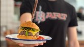 Bart Burger Gastronomic celebra el Da de la Hamburguesa con Tomatomate