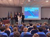 Estudiantes de Secundaria asisten a una charla sobre delincuencia de menores y redes de captación y trata de seres humanos Estudiantes de Secundaria asisten a una charla sobre delincuencia de menores y redes de captación y trata de seres humanos