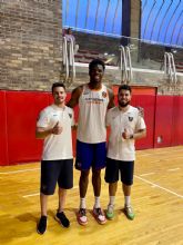 UCAM CIARD realiz las pruebas a James Nnaji para el Draft de la NBA