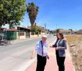 El Ayuntamiento de Murcia refuerza el firme en la calle Paco Esteban de La Albatala